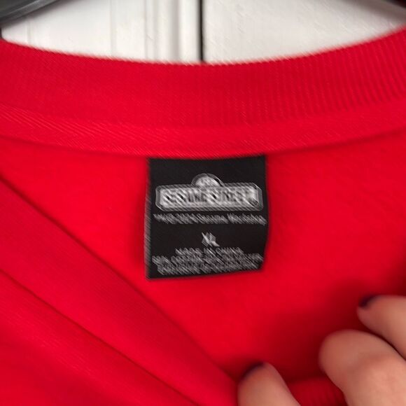 Sesame Street Elmo red sweatshirt size XL - Picture 2 of 3